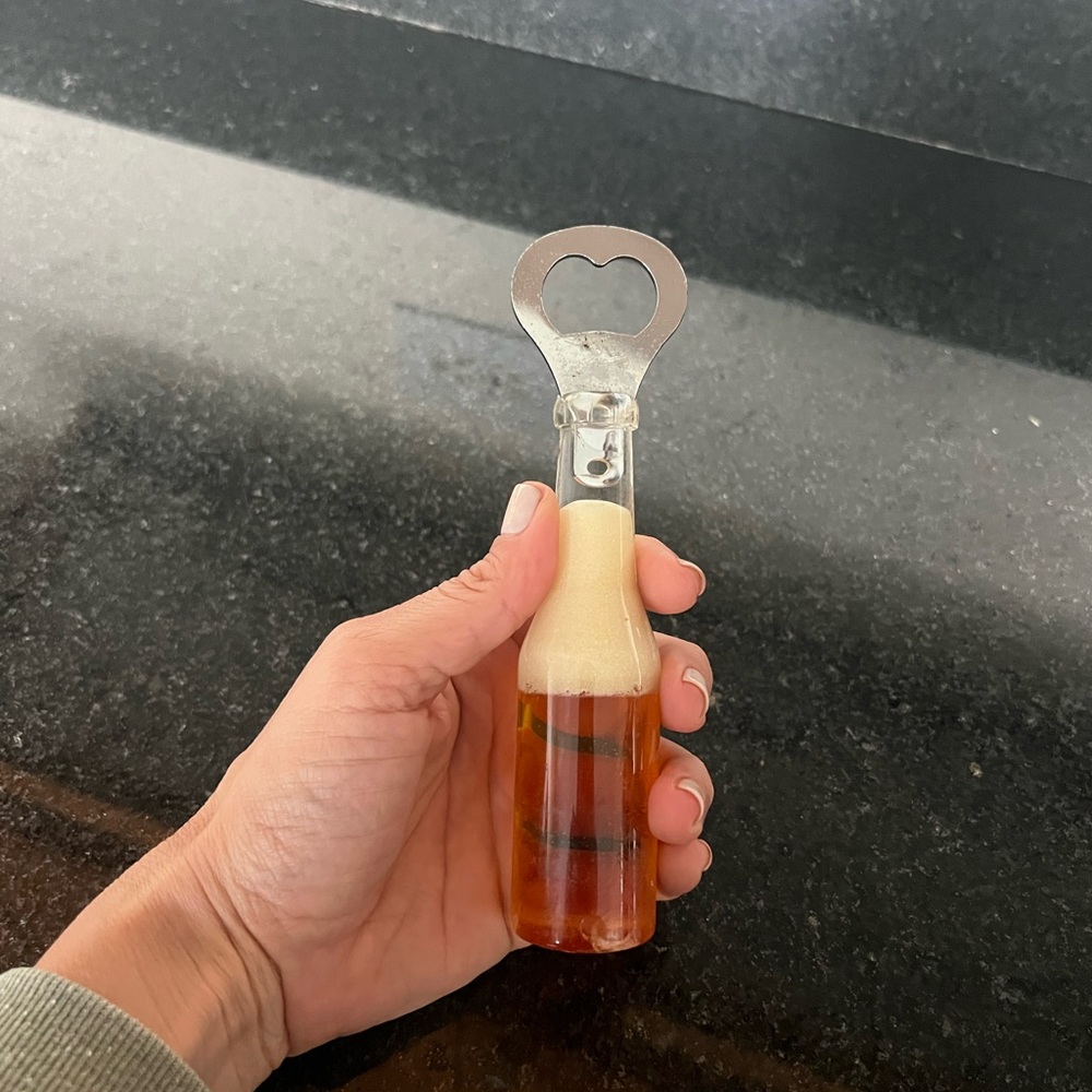 Vintage 1980’s Beer Bottle Opener - Picture 2 of 4